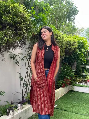 HANDBLOCK COTTON SHRUGS