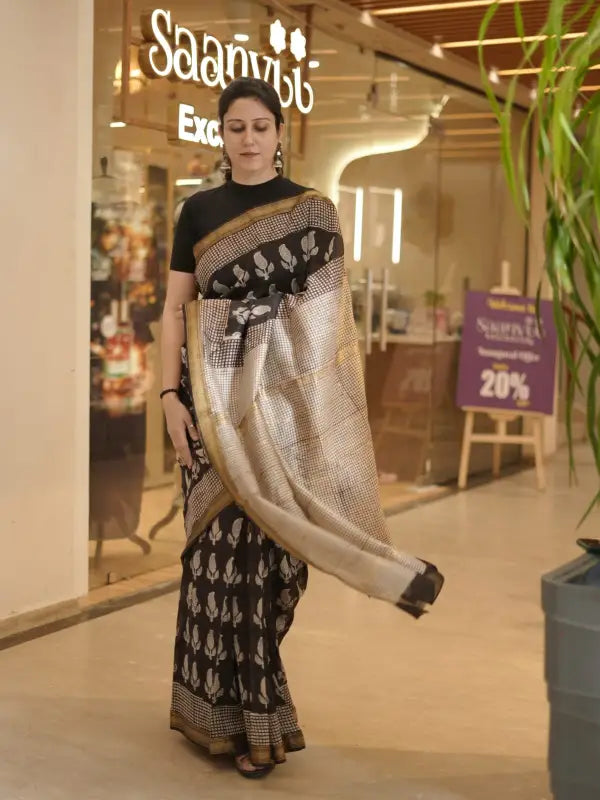 Maheshwari handblock saree - Black