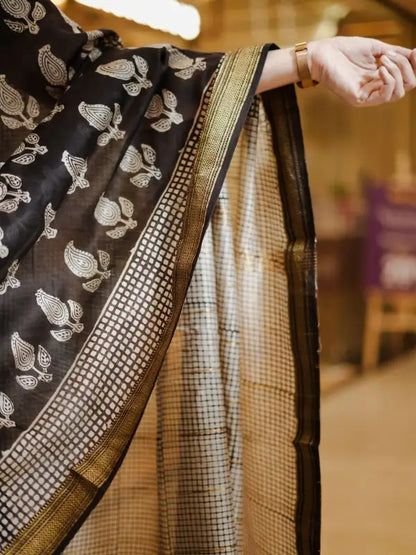 Maheshwari handblock saree - Black