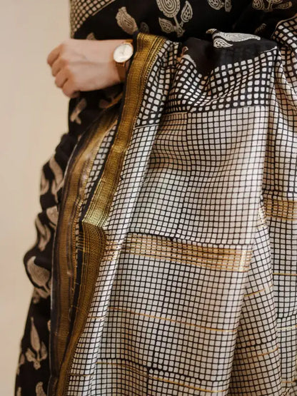 Maheshwari handblock saree - Black